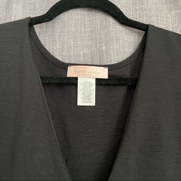 New Boutique Black Ruffle Sleeve Dress - Picture 8 of 9